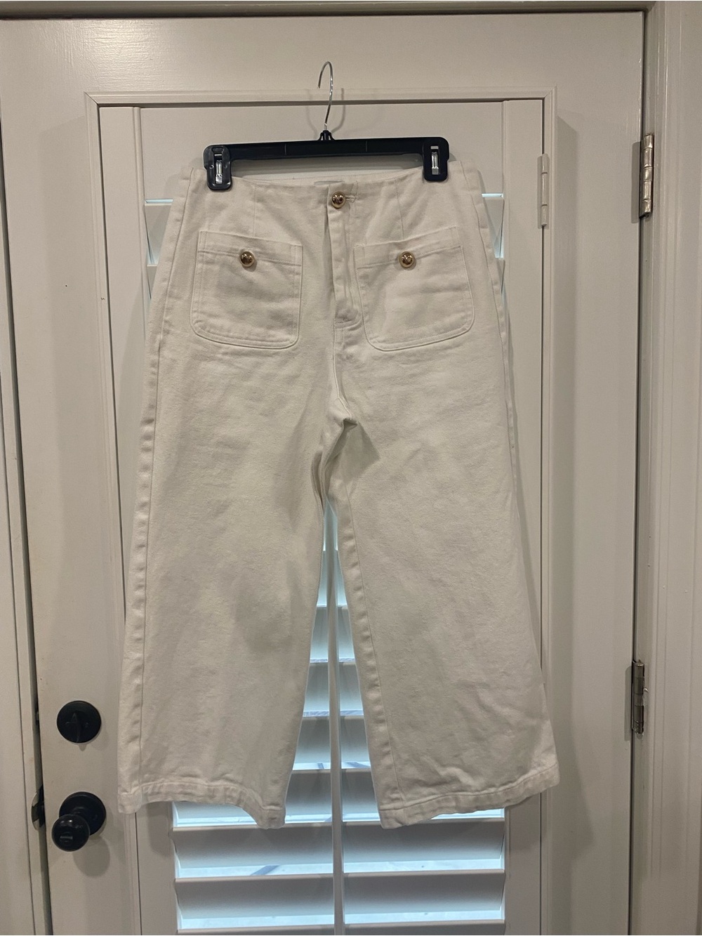 High-Waist Wide Leg White Denim Pants  Size medium. Run small, no stretch.